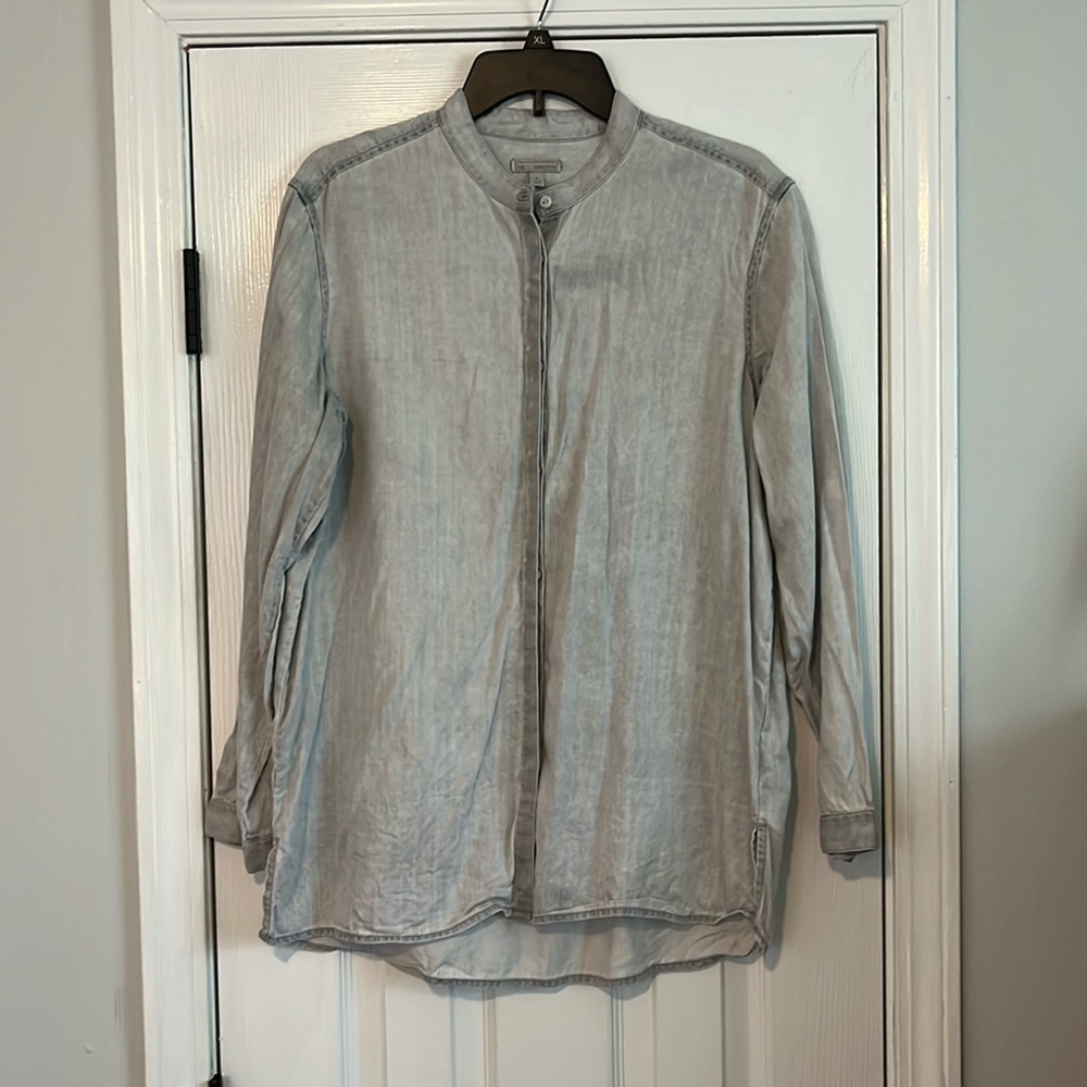 Womens Gap Button up